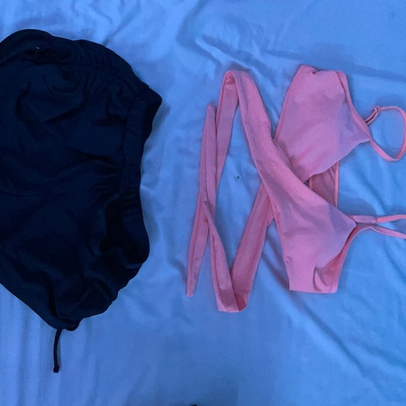 Shein swimsuit - Picture 1 of 4